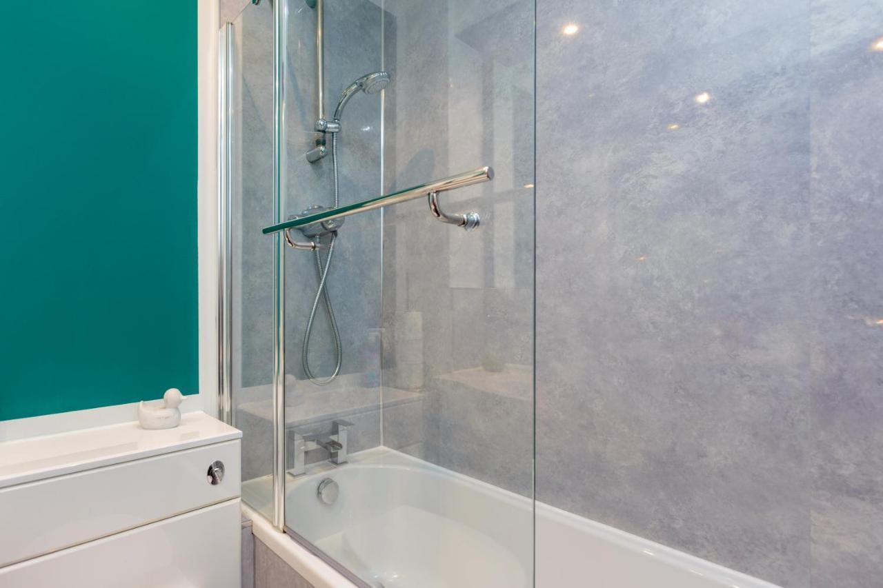 Stylish 2 Bedroom Apartment In Edinburgh Edimburgo Exterior foto